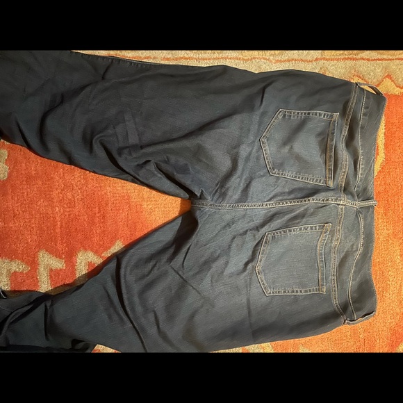 Dark wash with fading- Torrid skinny Jean -size 20 - Picture 3 of 3